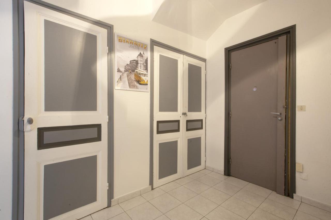 Welkeys - Reine Nathalie Apartment Биарриц Экстерьер фото